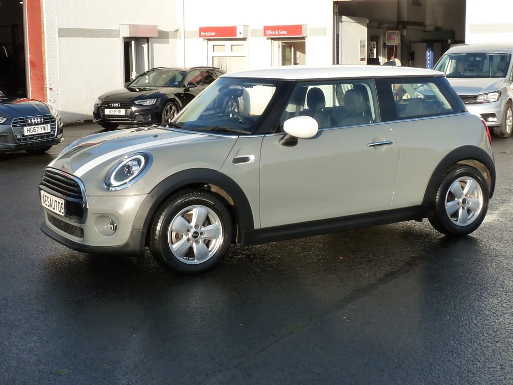 MINI Hatch 1.5 Cooper Classic Euro 6 (s/s) 3dr